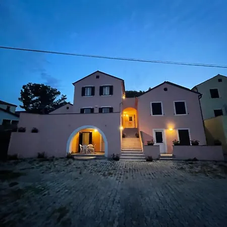 Olive Apartment Nerezine Exterior photo